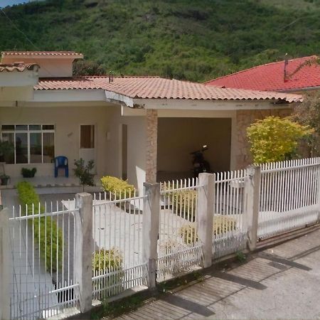 Casa Para Temporada Βίλα Governador Celso Ramos Εξωτερικό φωτογραφία